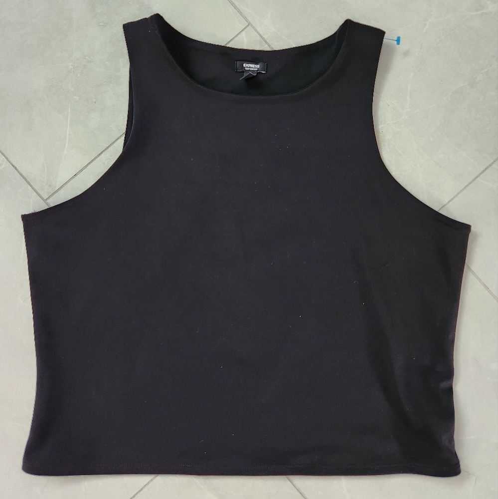 Xpress Body Contour Top Preowned Excellent Condition Size XL